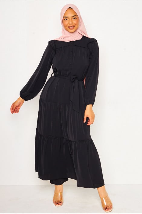 Abaya longue noire à détails crochet