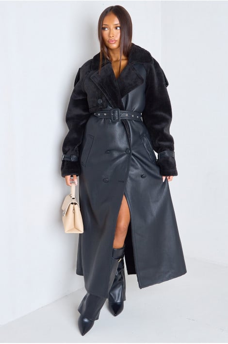 Manteau long noir bi-matière simili-cuir et fourrure