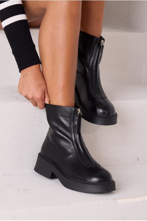 Bottes hautes noires à bout pointu