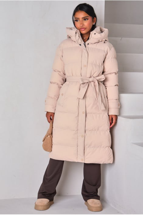 Doudoune longue matelassée beige à capuche ceinturée