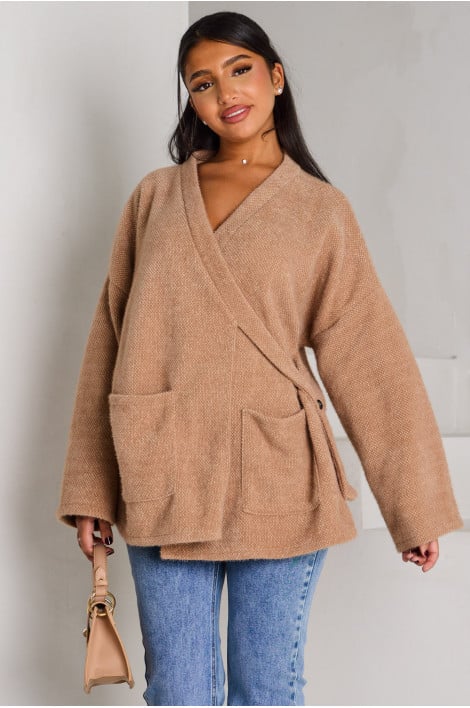 Gilet en maille camel à fermeture croisée