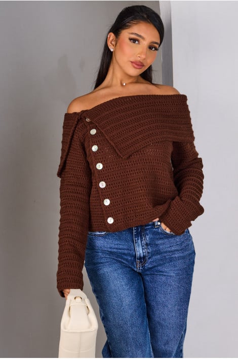 Gilet en maille marron à col bardot