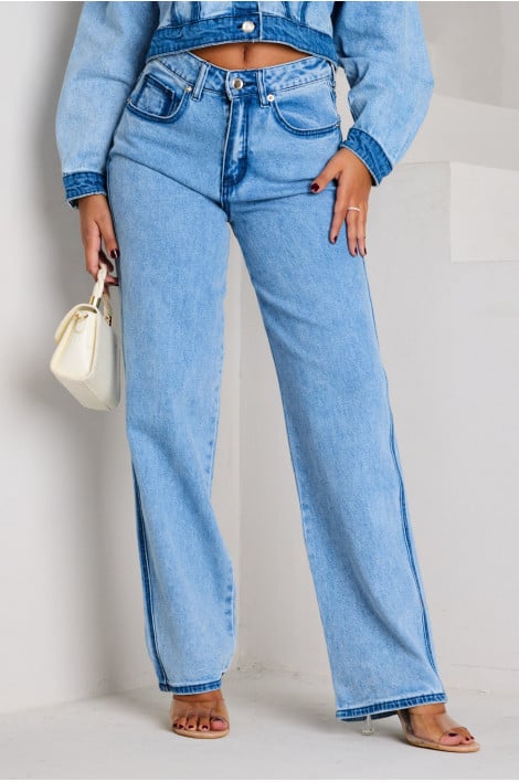 Jeans bleu clair à empiècement délavé