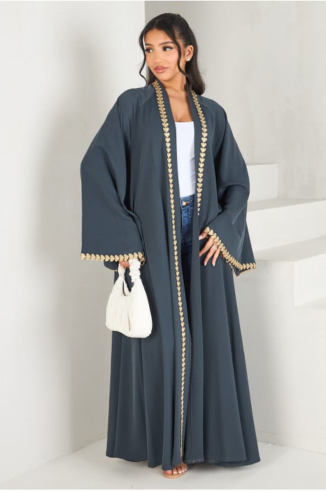 Kimono gris foncé à empiècement doré