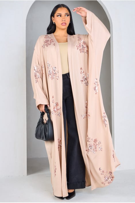 Kimono satiné beige à sequins en forme de fleurs