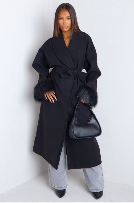 Manteau long noir ceinturé texture polaire