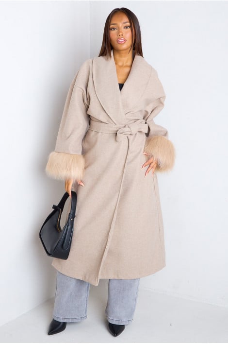 Manteau long taupe ceinturé texture polaire