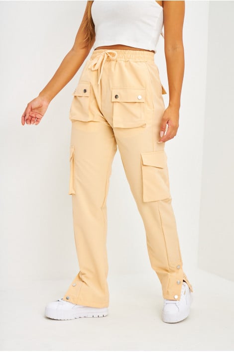 Pantalon cargo poches plaquées beige