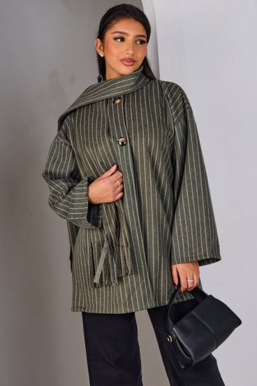 Poncho kaki avec écharpe intégrée à rayures