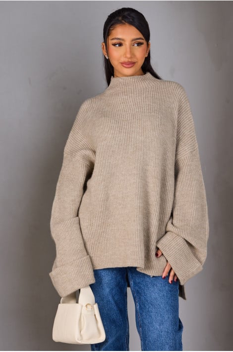 Pull taupe en maille côtelée texturée