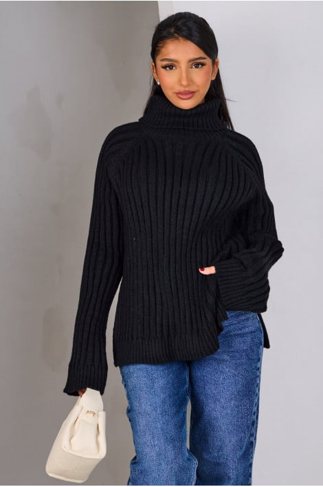 Pull col roulé noir côtelé