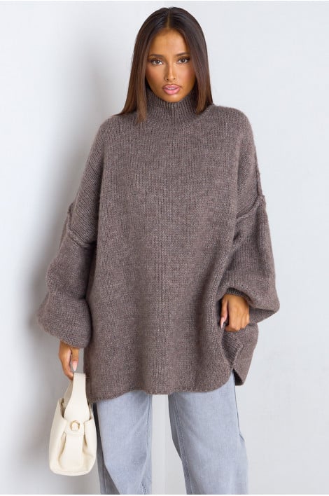 Pull en laine oversize taupe