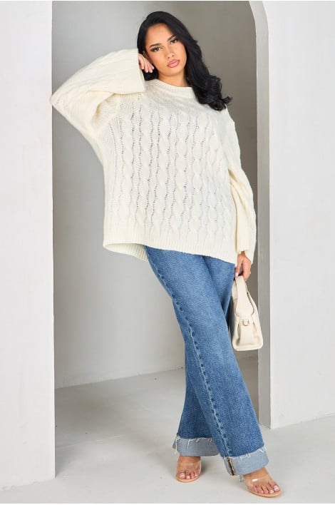 Pull en maille torsadé écru