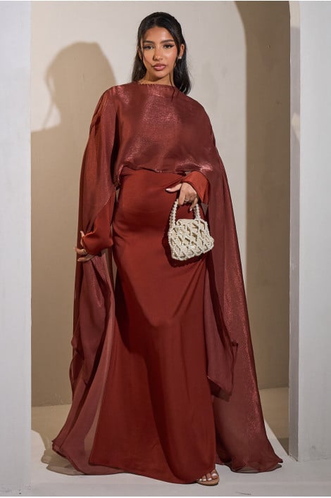 Robe caramel ample satinée à empiècement voile