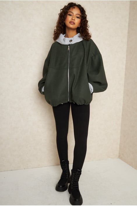 Veste à capuche kaki et grise