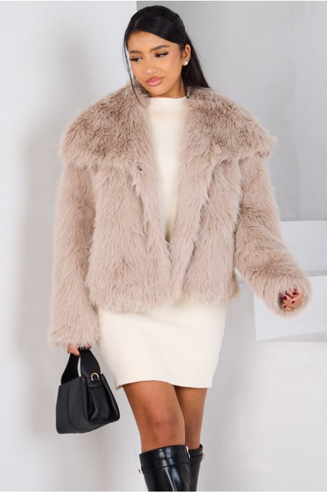 Veste beige foncé en fourrure