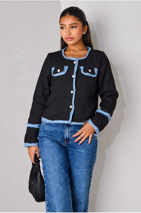 Veste courte noire avec empiècement bleu