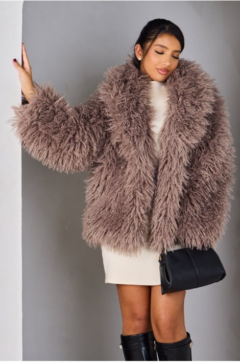 Veste taupe à poils duveteux